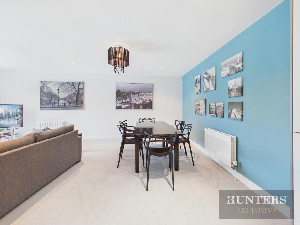 CAM05316 G0-PR0345-STILL002.jpg