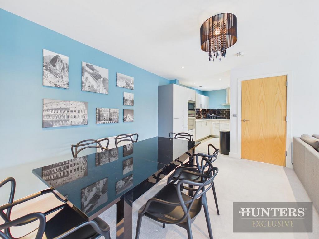 CAM05316 G0-PR0345-STILL003.jpg