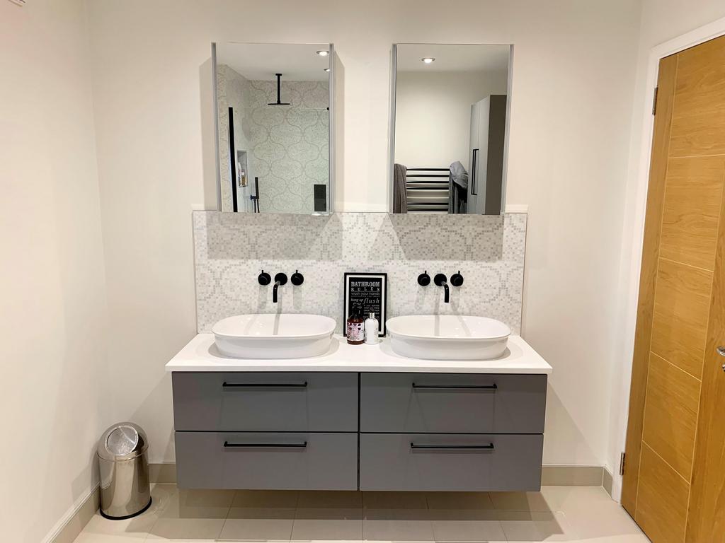 En-suite Bathroom