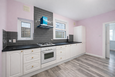 4 bedroom house to rent, Beresford Road, Southend-on-Sea, SS1