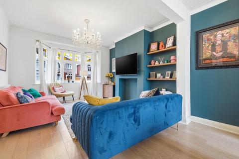 3 bedroom terraced house for sale, Cranbourne Avenue, Wanstead