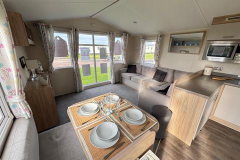 3 bedroom static caravan for sale, St. Johns Road, Whitstable CT5