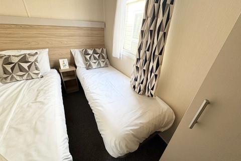 undefined, Chilling Lane, Warsash SO31