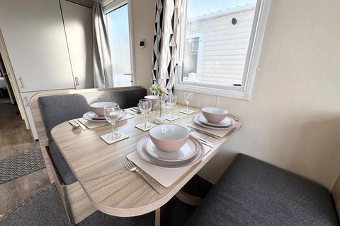 undefined, Chilling Lane, Warsash SO31