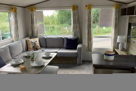 3 bedroom static caravan for sale, Dymchurch Road, New Romney TN28
