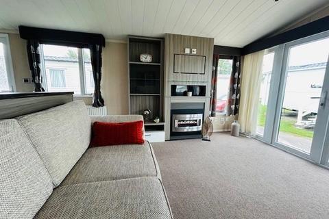 3 bedroom static caravan for sale, Winchelsea Beach TN36