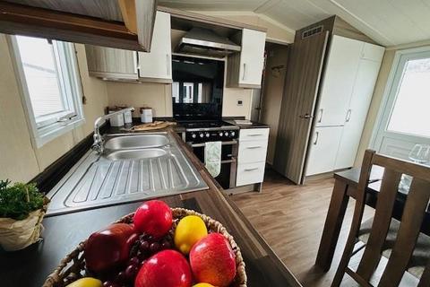 3 bedroom static caravan for sale, Winchelsea Beach TN36