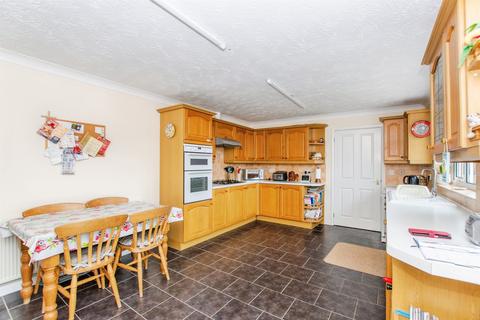3 bedroom detached bungalow for sale, Fridaybridge Road, Elm, WISBECH