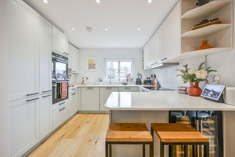 2 bedroom flat for sale, Woodland Gardens, Muswell Hill, London, N10