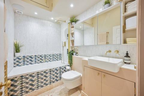 2 bedroom flat for sale, Woodland Gardens, Muswell Hill, London, N10