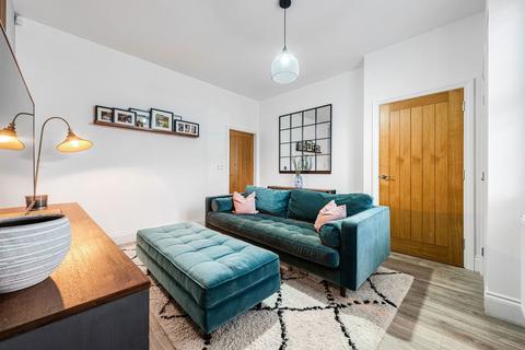 4 bedroom terraced house for sale, Victoria Avenue, Altrincham WA15