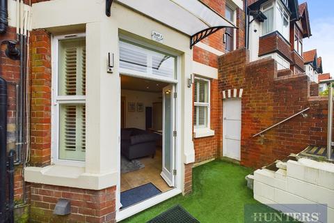 1 bedroom flat for sale, Victoria Park Avenue, Scarborough