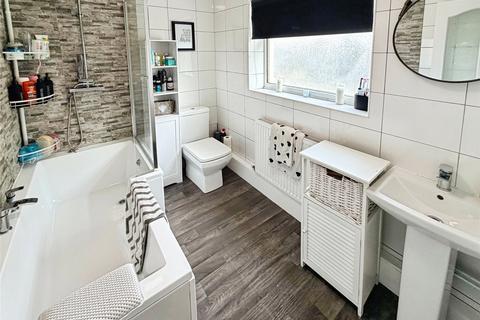 undefined, Manor Way, Doncaster DN6
