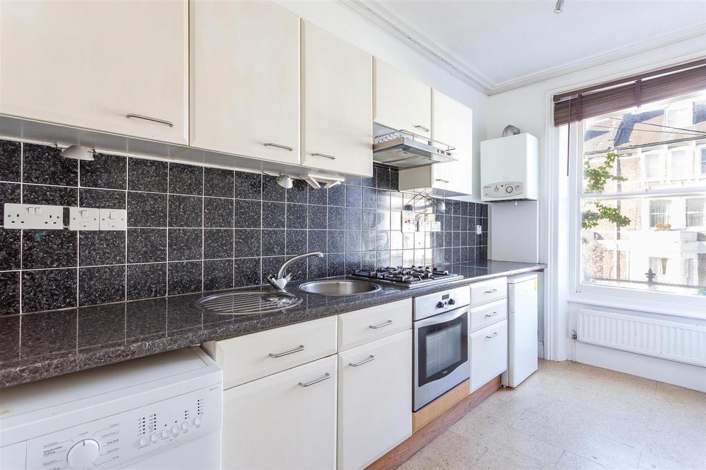 Kitchen1.jpg