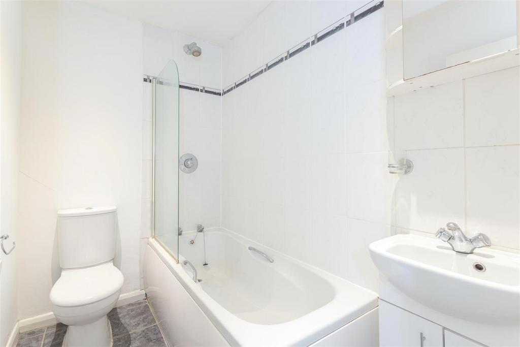 Bathroom.jpg