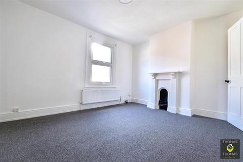 3 bedroom terraced house for sale, New Street, Gloucester