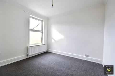2 bedroom terraced house for sale, New Street, Gloucester