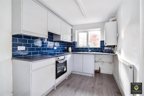 2 bedroom terraced house for sale, New Street, Gloucester