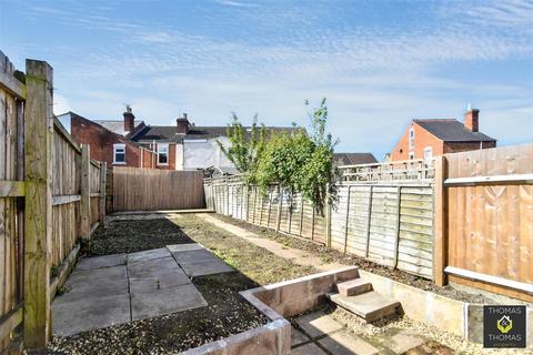 2 bedroom terraced house for sale, New Street, Gloucester