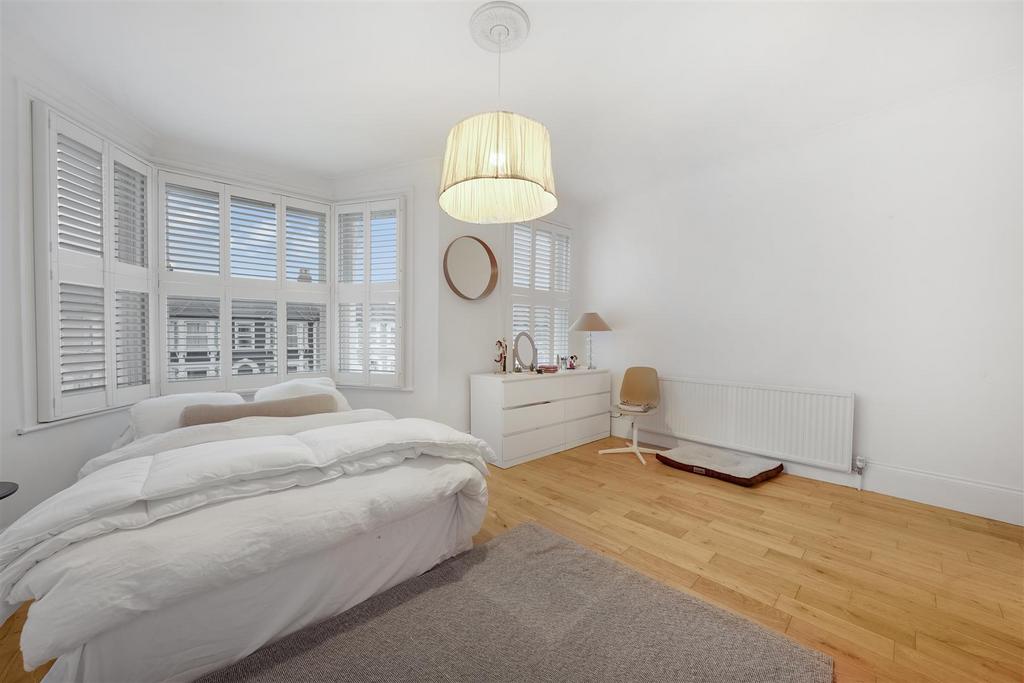52 Broadfield Road - 2 WGcgg Uo TKIyrn5 QC8 N2.jpg