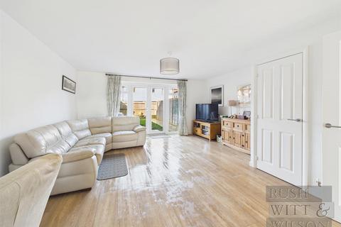 3 bedroom terraced house for sale, Tulip Way, Bexhill-On-Sea
