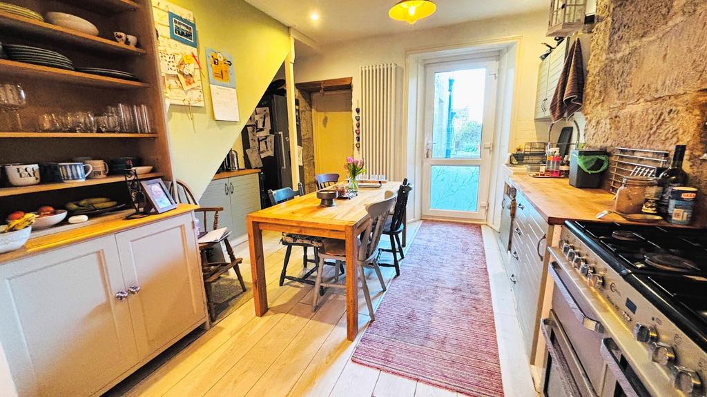 Kitchen Diner 2
