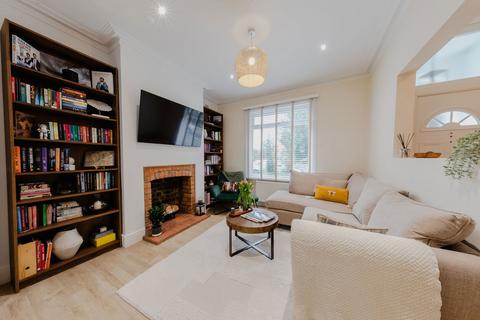 2 bedroom semi-detached house for sale, St. James Street, Milton Keynes MK13