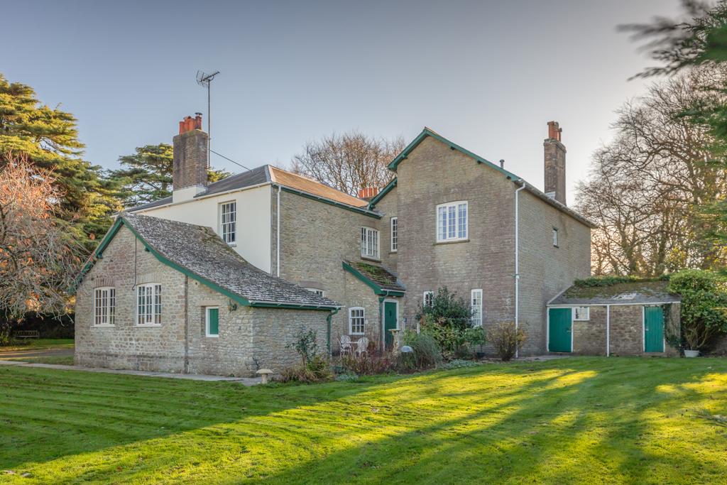 Swyre House