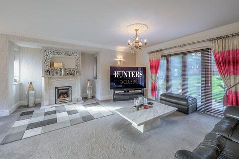 4 bedroom detached house for sale, The Close, Enville, DY7 5HX
