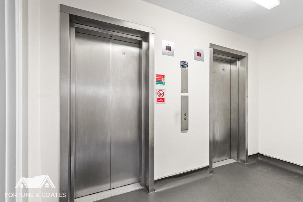 Netteswell Tower 17.jpg