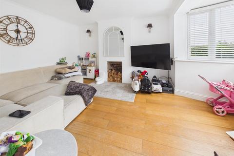 undefined, Maple Way, Coulsdon CR5