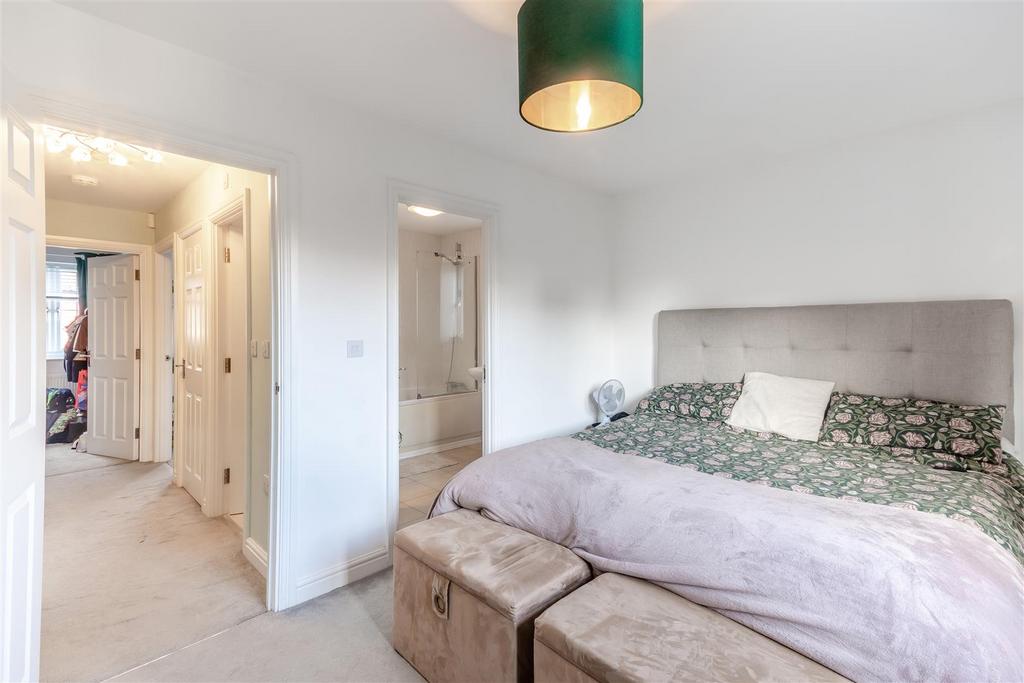 8679664-interior13.jpg
