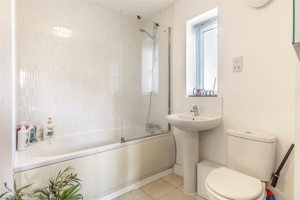 8679664-interior14.jpg