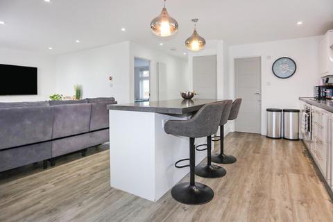 undefined, Howard Road, Lancing