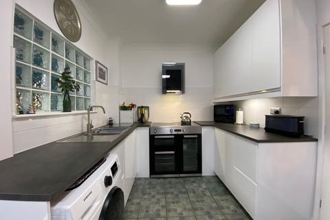 3 bedroom semi-detached house for sale, Stoneley Road, Crewe