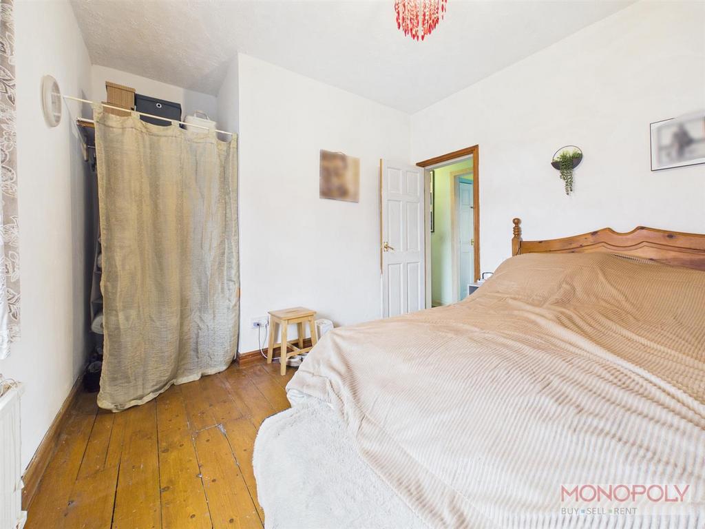 CAM04439 G0-PR0233-STILL002.jpg