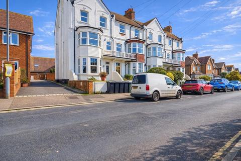 1 bedroom flat for sale, Cantelupe Road, Bexhill-On-Sea