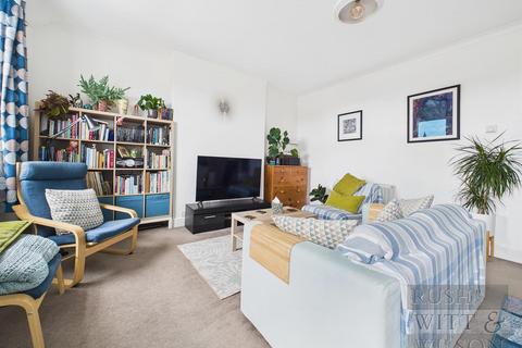 1 bedroom flat for sale, Cantelupe Road, Bexhill-On-Sea