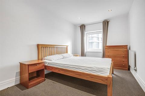 2 bedroom flat to rent, Beckford Close, London W14