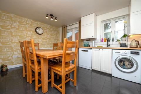 4 bedroom end of terrace house for sale, Old School Mead, Bidford-on-Avon, Alcester, B50