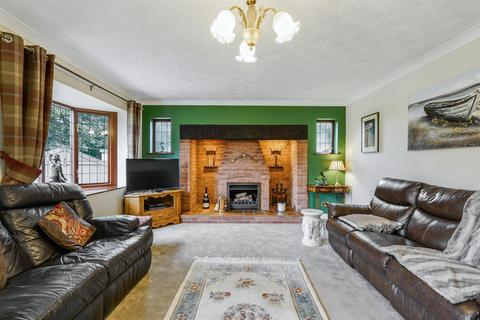 undefined, Manorleigh, Breaston