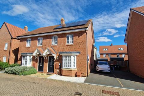 3 bedroom semi-detached house for sale, Archer Street, Great Denham, Bedford