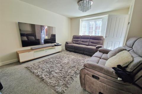 3 bedroom semi-detached house for sale, Archer Street, Great Denham, Bedford