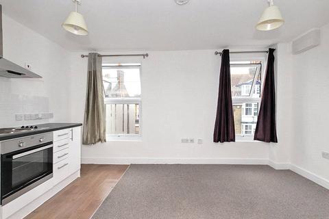 1 bedroom apartment for sale, Park Road, Sittingbourne, Kent, ME10
