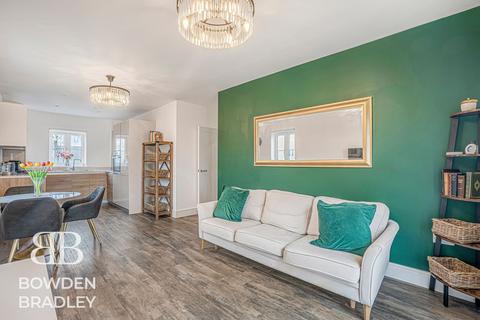 undefined, Five Oaks Lane, Camellia House, IG7