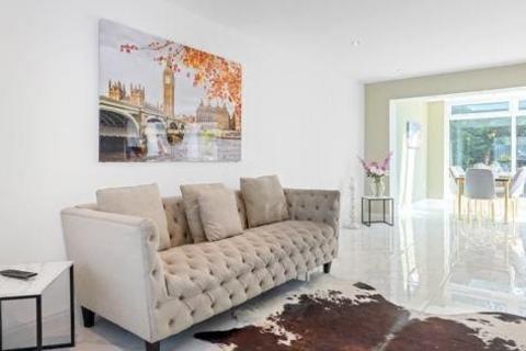 undefined, Wroxham Drive, Nottingham, NG8