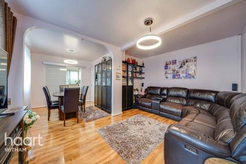 3 bedroom terraced house for sale, Allectus Way, Witham
