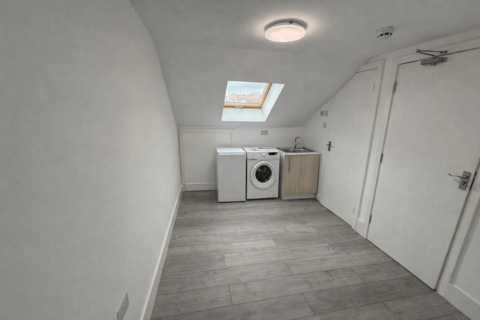 Studio to rent, St. Kildas Road, HA1 1QA
