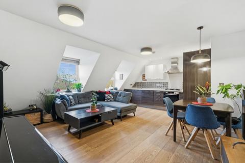 Mill Cross Court, Brentford, TW8