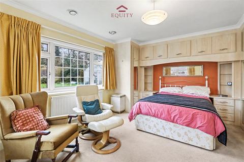3 bedroom bungalow for sale, Pollards Close, Goffs Oak, Waltham Cross, Hertfordshire, EN7